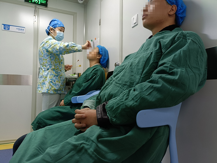 300度近視拖到900度近視，近視手術(shù)是什么感受？